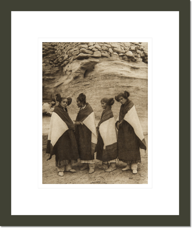 Hano and Walpi girls wearing atoo (The North American Indian, v. XII. Norwood, MA, The Plimpton Press)